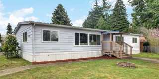 19346 127th Ave NE 19346 127th Ave NE Photo Gallery 1