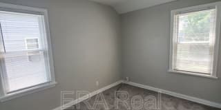 1685 E Whittier St 1685 E Whittier St Photo Gallery 1