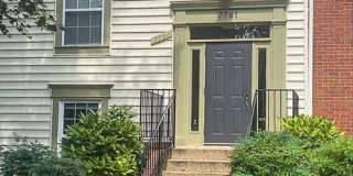 7761 INVERSHAM DR #247 7761 INVERSHAM DR #247 Photo Gallery 1