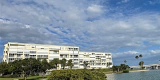 7872 SAILBOAT KEY BLVD S BOULEVARD S 7872 SAILBOAT KEY BLVD S BOULEVARD S Photo Gallery 1