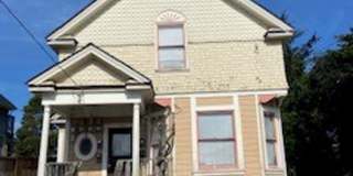813 C ST 813 C ST Photo Gallery 1