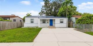 2450 SW 11th St 2450 SW 11th St Photo Gallery 1