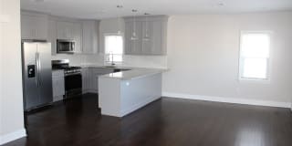 32 E Fulton Street 32 E Fulton Street Photo Gallery 1
