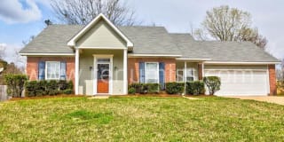 302 White Oak Drive 302 White Oak Drive Photo Gallery 1