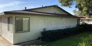1339 W. Stoneridge Ct. - 3 1339 W. Stoneridge Ct. - 3 Photo Gallery 1
