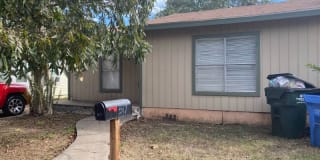 517 Dibrell 517 Dibrell Photo Gallery 1