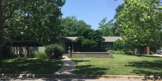 601 N Rutland 601 N Rutland Photo Gallery 1