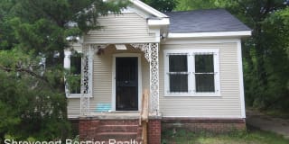 3218 Sumner St 3218 Sumner St Photo Gallery 1