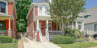 9 E KNIGHT 9 E KNIGHT Photo Gallery 1