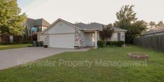 11706 S Gum Ave 11706 S Gum Ave Photo Gallery 1