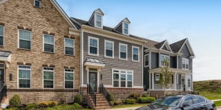 6422 GREENLEIGH AVENUE 6422 GREENLEIGH AVENUE Photo Gallery 1