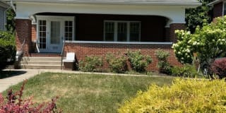 285 Powell Avenue 285 Powell Avenue Photo Gallery 1