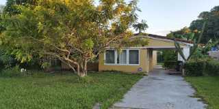 1582 Northeast 180th Street 1582 Northeast 180th Street Photo Gallery 1