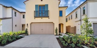 216 Piazza 216 Piazza Photo Gallery 1