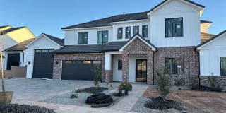 2936 E Ashwood Ln 2936 E Ashwood Ln Photo Gallery 1