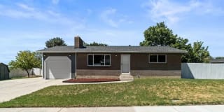 353 East 10195 South 353 East 10195 South Photo Gallery 1