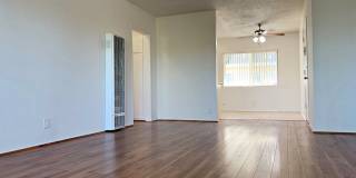 1521 E Windsor Rd 1521 E Windsor Rd Photo Gallery 1