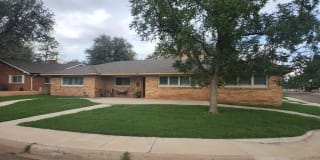2900 Douglas 2900 Douglas Photo Gallery 1