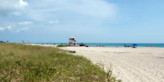 926 E Causeway Boulevard 926 E Causeway Boulevard Photo Gallery 1