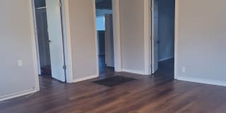 1401 South Sergeant Avenue 1401 South Sergeant Avenue Photo Gallery 1
