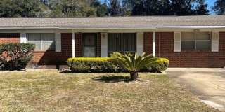 706 Bayou Drive 706 Bayou Drive Photo Gallery 1