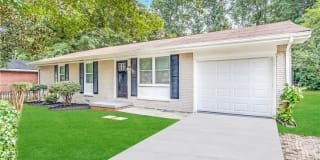 715 Tara Circle SE 715 Tara Circle SE Photo Gallery 1