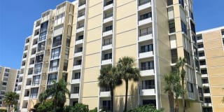 830 S GULFVIEW BOULEVARD 830 S GULFVIEW BOULEVARD Photo Gallery 1