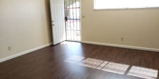 725 Pope Dr, Apt. D 725 Pope Dr, Apt. D Photo Gallery 1