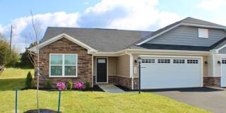 105 South Peak Drive 105 South Peak Drive Photo Gallery 1