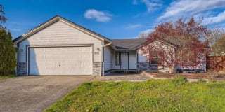 21711 40th Avenue East 21711 40th Avenue East Photo Gallery 1