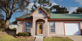 824 Tangle Oaks Drive 824 Tangle Oaks Drive Photo Gallery 1