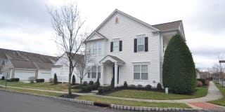 24 LUMBERMILL LANE 24 LUMBERMILL LANE Photo Gallery 1