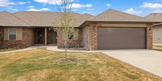 1345 S Normandy Ave 1345 S Normandy Ave Photo Gallery 1
