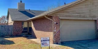 8120 NW 120th St. 8120 NW 120th St. Photo Gallery 1