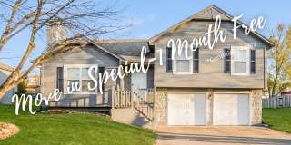709 SW Lakeview Dr 709 SW Lakeview Dr Photo Gallery 1