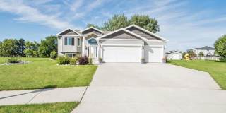 1525 Johnson Dr 1525 Johnson Dr Photo Gallery 1