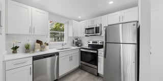 Sunhouse Apartments Sunhouse Apartments Photo Gallery 1
