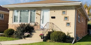 8612 West Ainslie Street 8612 West Ainslie Street Photo Gallery 1