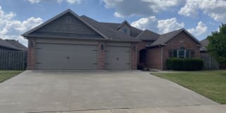 6202 W Sage Dr 6202 W Sage Dr Photo Gallery 1