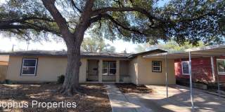 212 Placid Drive 212 Placid Drive Photo Gallery 1