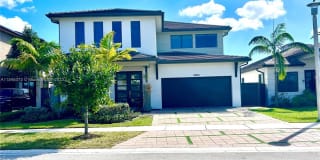 8900 NW 161st Ter 8900 NW 161st Ter Photo Gallery 1