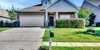 146 Robin St 146 Robin St Photo Gallery 1