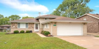 11612 S Lawler Avenue 11612 S Lawler Avenue Photo Gallery 1