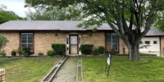 1513 Dallas Street 1513 Dallas Street Photo Gallery 1
