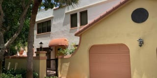49 Uno Lago Drive 49 Uno Lago Drive Photo Gallery 1