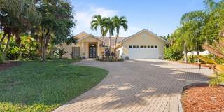 2682 SE Erickson Drive 2682 SE Erickson Drive Photo Gallery 1