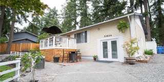 23624 52nd Ave E 23624 52nd Ave E Photo Gallery 1