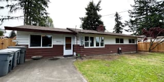 18432 2nd Ave S 18432 2nd Ave S Photo Gallery 1