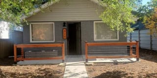 428 N Loomis Ave 428 N Loomis Ave Photo Gallery 1