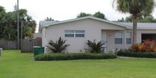 555 Lee Avenue 555 Lee Avenue Photo Gallery 1